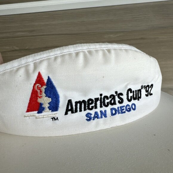 VTG America's Cup 1992 White Adjustable Strap Visor Sailing Nautical San Diego - Picture 2 of 8